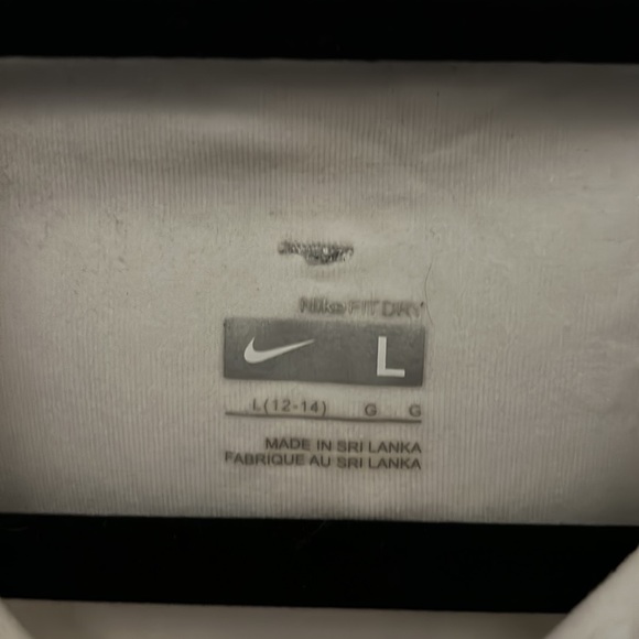 Nike Women’s White 1/2-Zip Running Top - Large - Picture 2 of 4